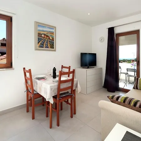 Apartamento Beautiful In Near Sea